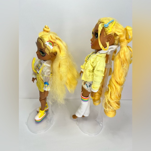 Rainbow High / Jr High Sunny Madison Doll Lot 2 Dolls - Picture 6 of 12